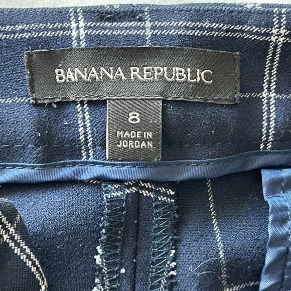 Banana Republic Sloan Fit Navy Plaid Ankle Pants (size 8) - Picture 3 of 14